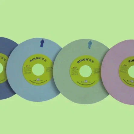 Шлифовальный круг для очистки продукции литейного производства