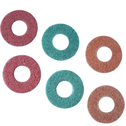 Нетканый самосцепляющийся диск